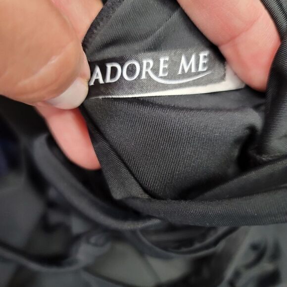 Adoreāmeāblackāoneāpieceāxl - Picture 4 of 7